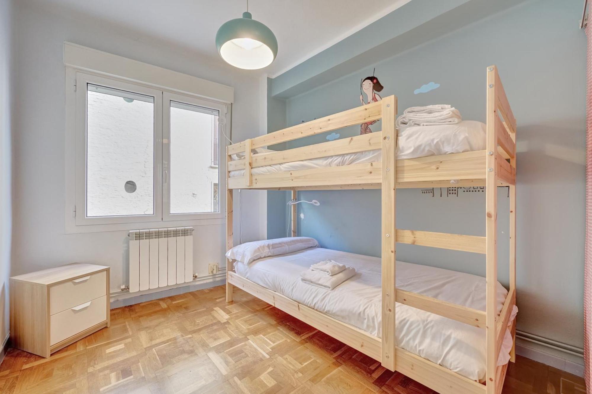 Dormitaleria Apartment ปัมโปลนา ภายนอก รูปภาพ